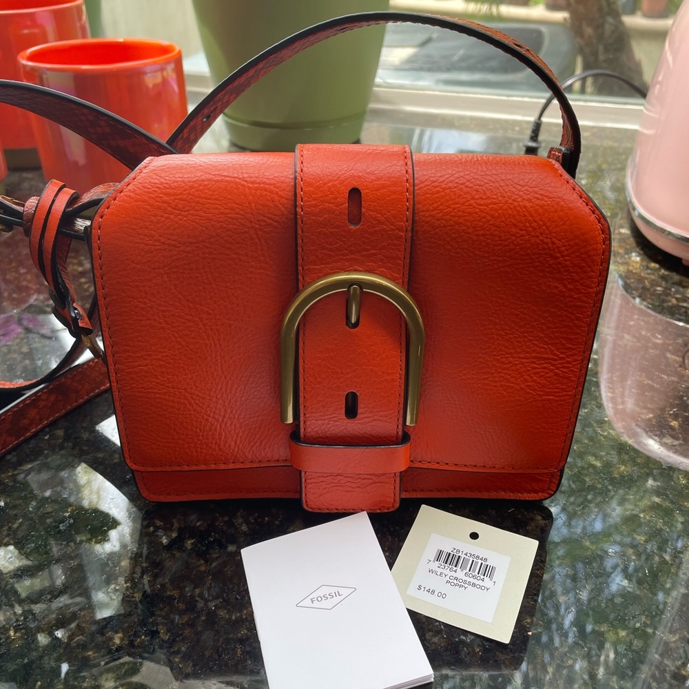 Fossil Wiley Crossbody Bag in Poppy
